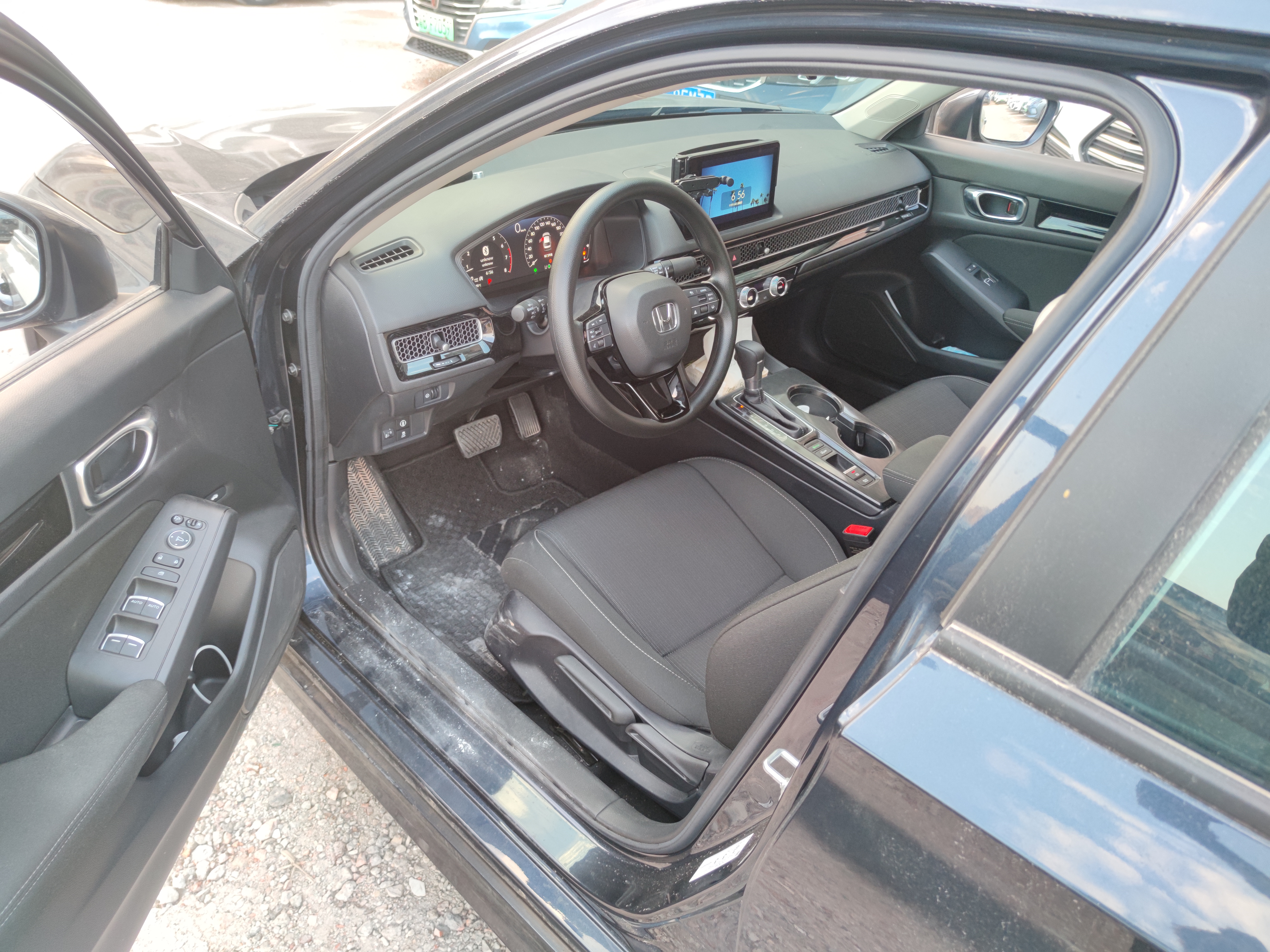 思域内饰主驾驶